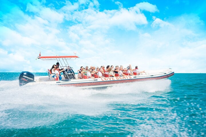 Love Boat Coastal Tour in Dubai Marina, photo 5