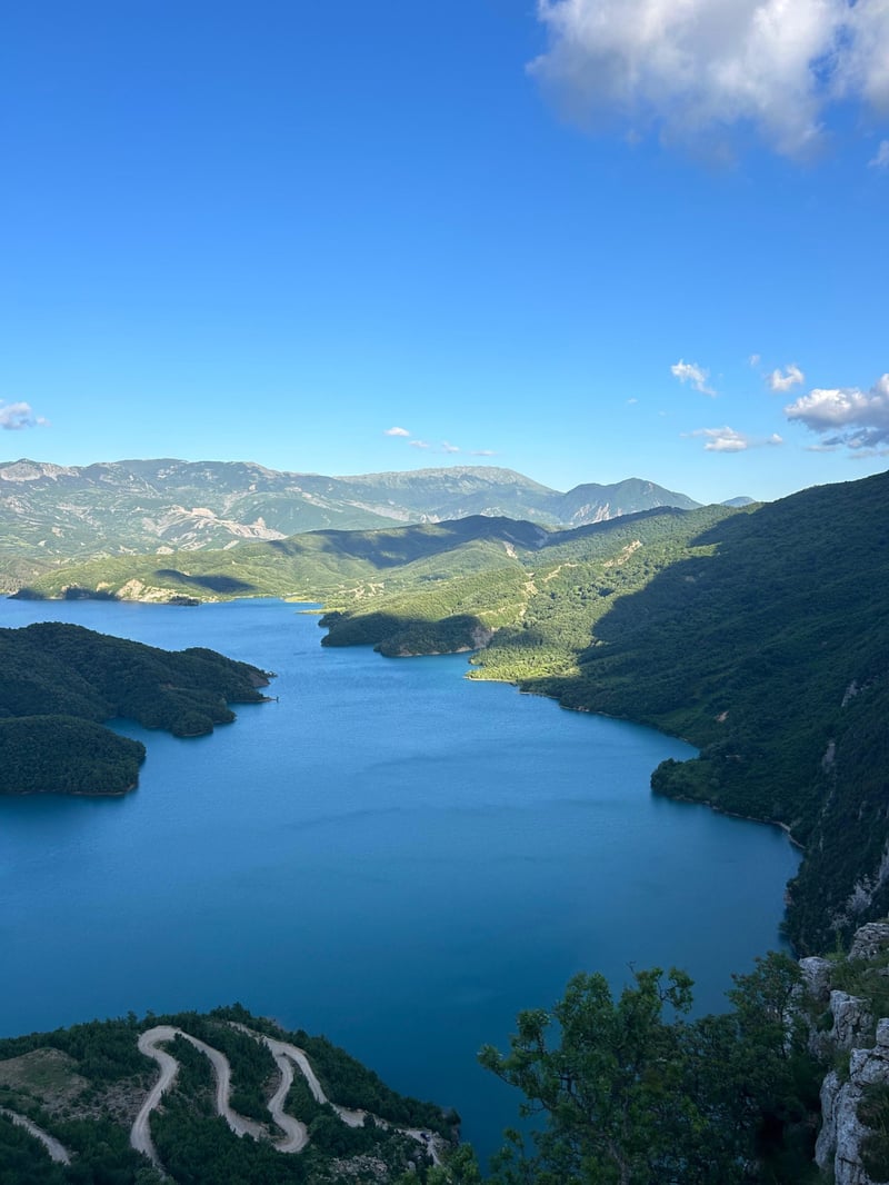 Bovilla Lake Hike in Tirana, photo 3
