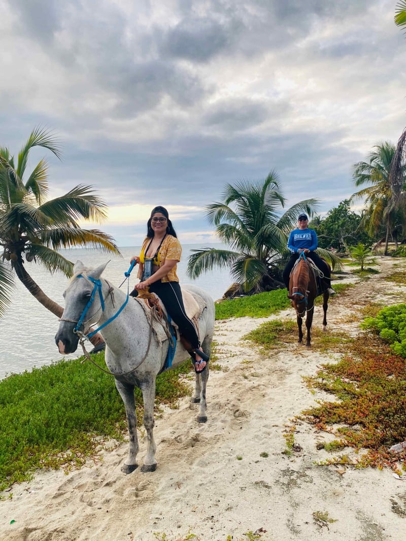 Beach Horseback Ride with Swim Stop in Placencia, photo 5