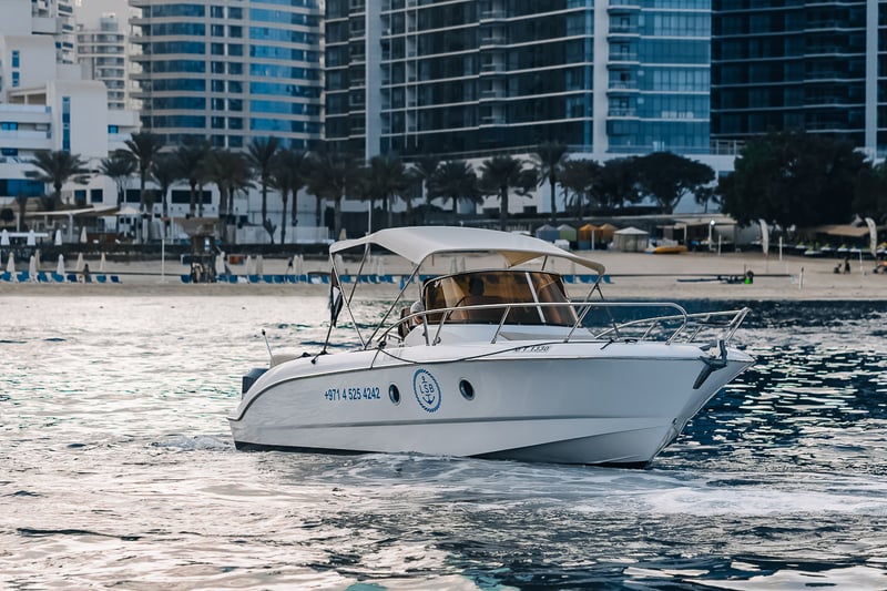 Two Hour Luxury Sea Boat with Transfer in Dubai Marina, photo 2