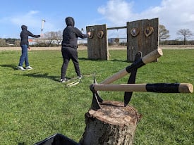 Axe and Knife Throwing Experience in Blyth, photo 4