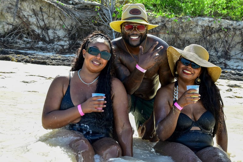 Punta Cana Hip Hop Party Boat: Snorkeling, Open Bar & Adults Only, photo 4