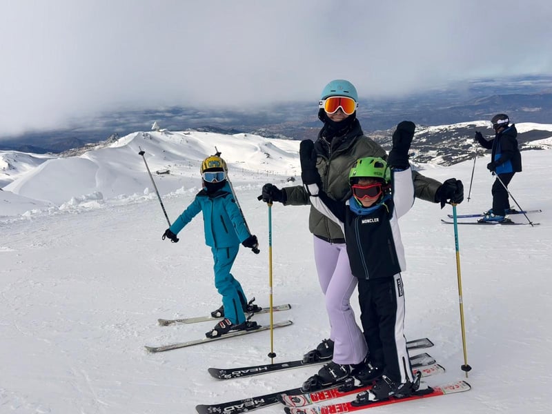 Family Group Private Ski or Snowboard Lesson in Sierra Nevada, photo 3