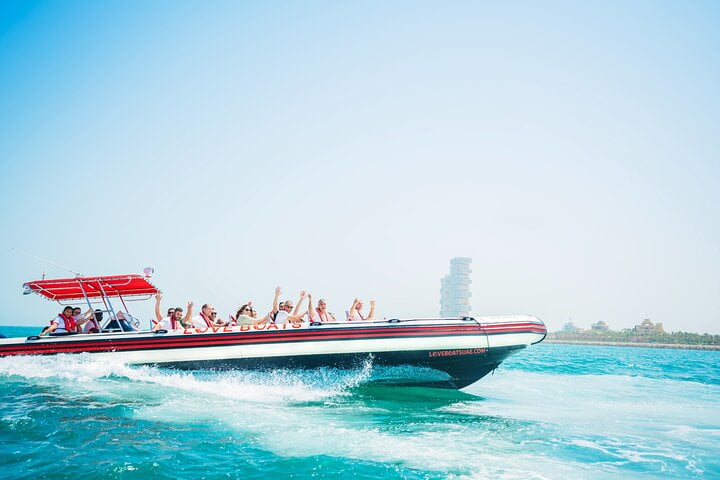 Love Boat Coastal Tour in Dubai Marina, photo 4