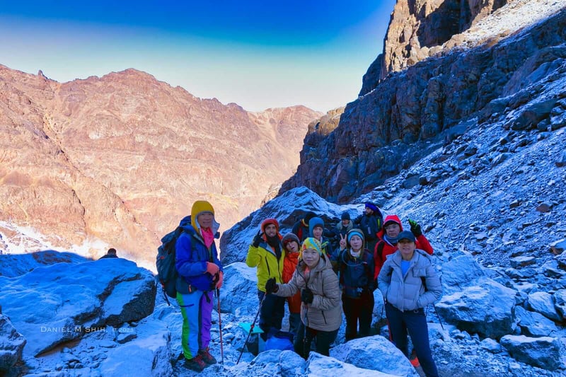 4-Day Winter Trek to Toubkal and Ouanoukrim Peaks, photo 4