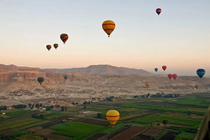 Private Luxor Overnight with Hot Air Balloon from Hurghada, photo 5