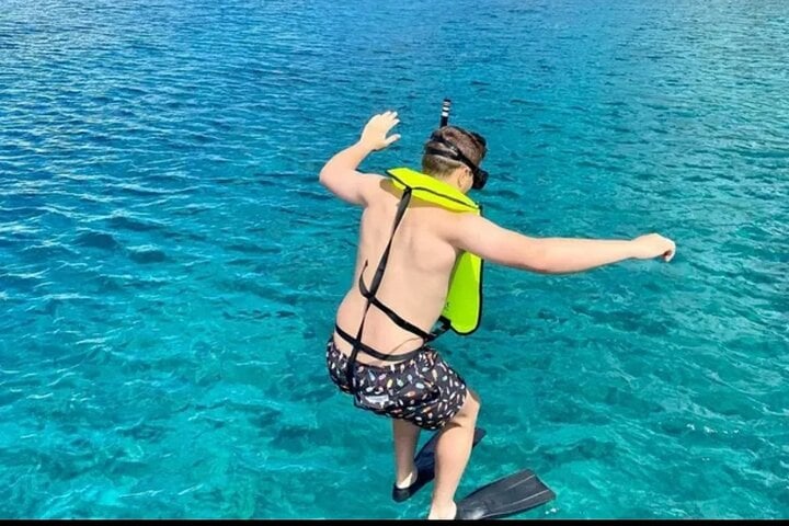 Catamaran Snorkel, Lunch and Lounge in St Kitts, photo 2