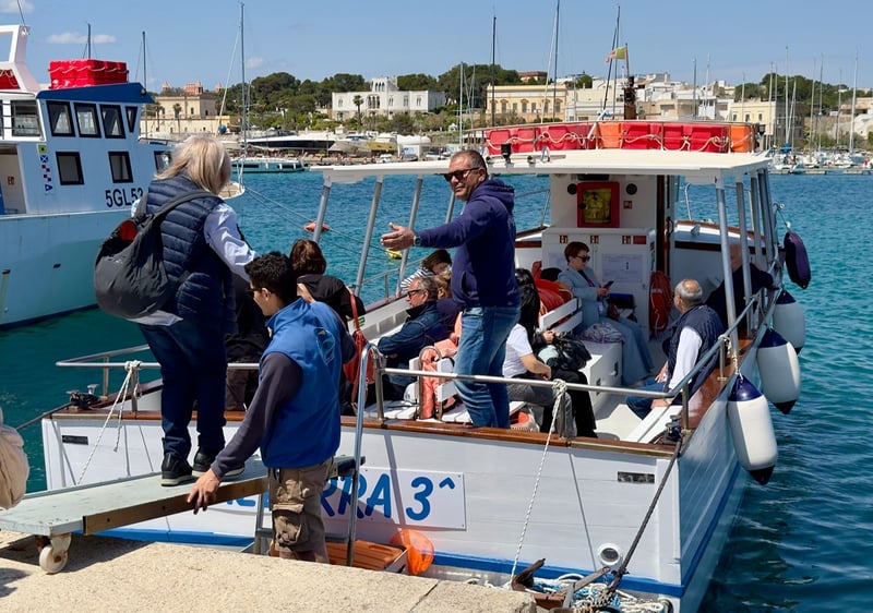 Santa Maria di Leuca Cave Boat Tour, photo 3