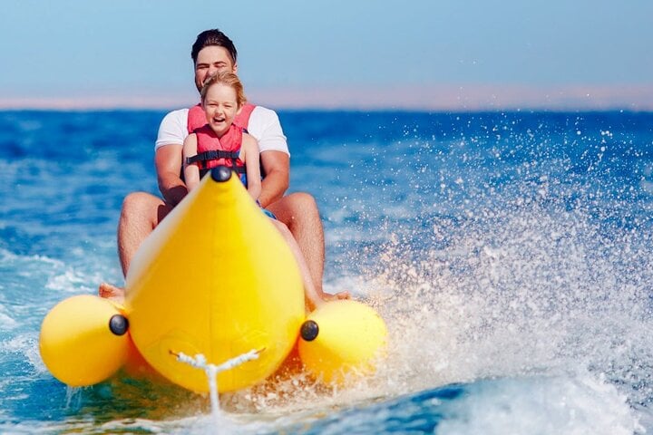 Banana Boat Ride in Dubai, photo 3