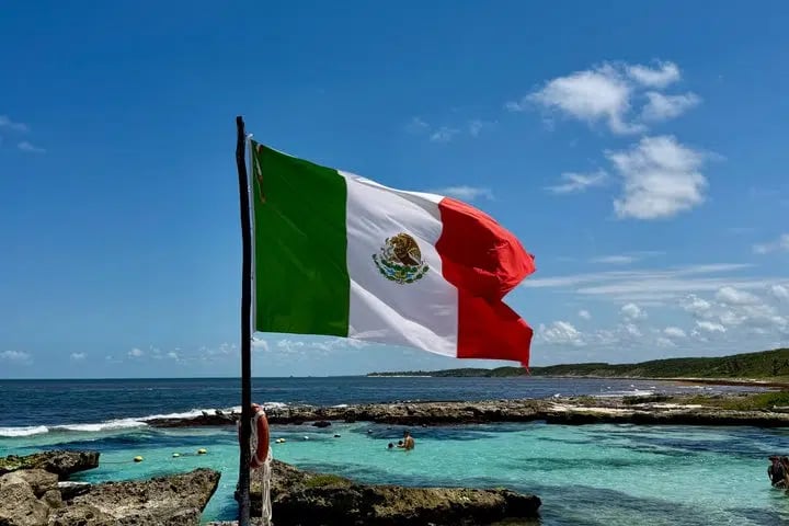 Hidden Cove and Reef Snorkel in Caleta Tankah, Tulum, photo 2