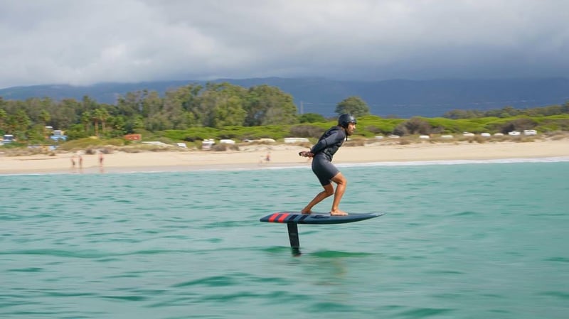 Kitesurf Lessons in Tarifa with E-Foil Option, photo 4