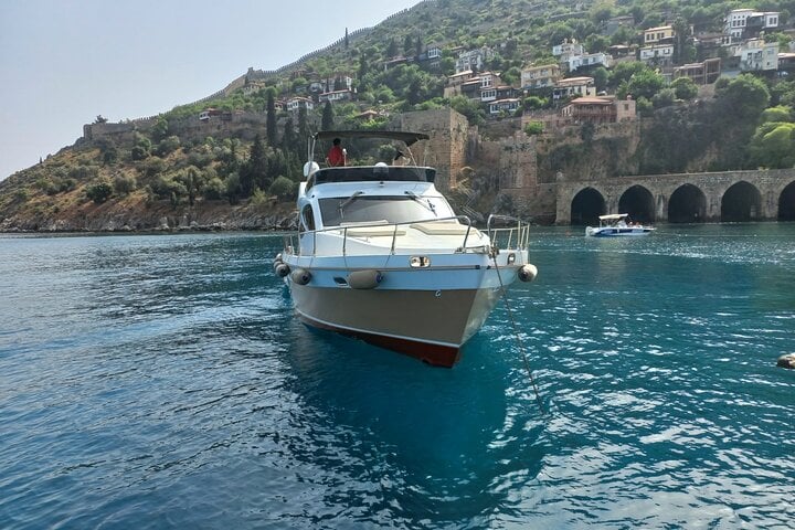 Private Luxury Yacht Tour in Alanya, photo 5