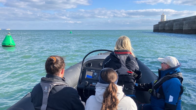 Introduction To Powerboating, photo 3
