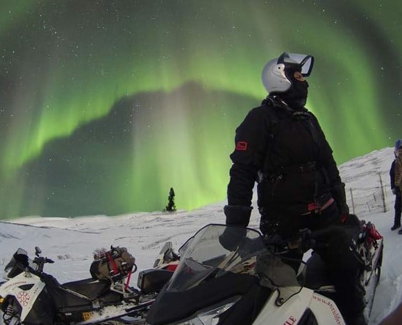 Safari en moto de nieve en busca de auroras en Rovaniemi, foto 3