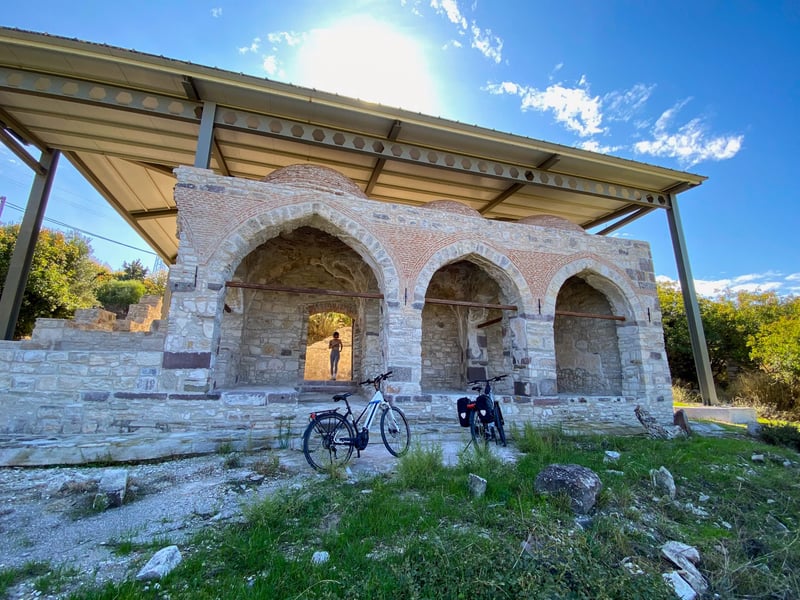 Guided Aegean Coast E-Biking and Wine Tour in Alacati, foto 3