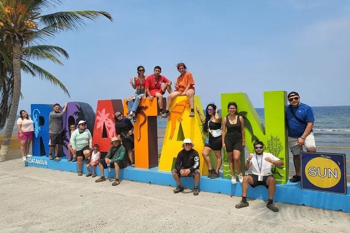 ATV Jungle Tour with Sloths, Monkeys and Chocolate Rum Tasting in Roatan, photo 4