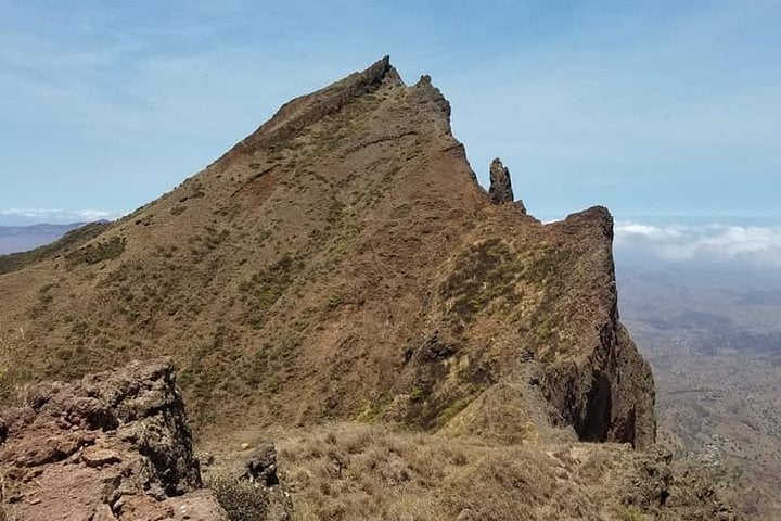 Hiking to Antonia Peak on Santiago Island, photo 3