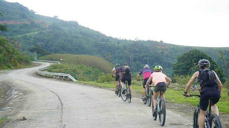 8 Day Cycling Tour in Northeast Vietnam, photo 2