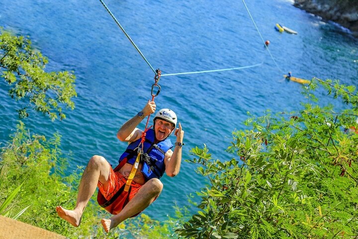 Motorboat, Parasailing, Snorkelling and Ziplining Water Park in Puerto Vallarta, photo 2
