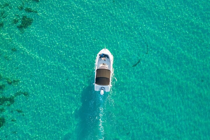 2 Hour Private Speedboat Ride along the Coast in Sharm El Sheikh, photo 3