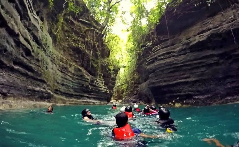 Badian Canyoneering Adventure – Kawasan Falls, photo 2