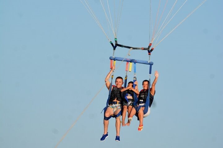 Parasailing: Fly High Sea Adventure with Transfer in Hurghada, photo 5