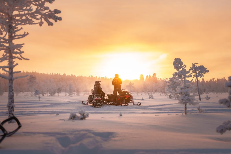 Snowmobile Photography Tour in Rovaniemi, photo 3