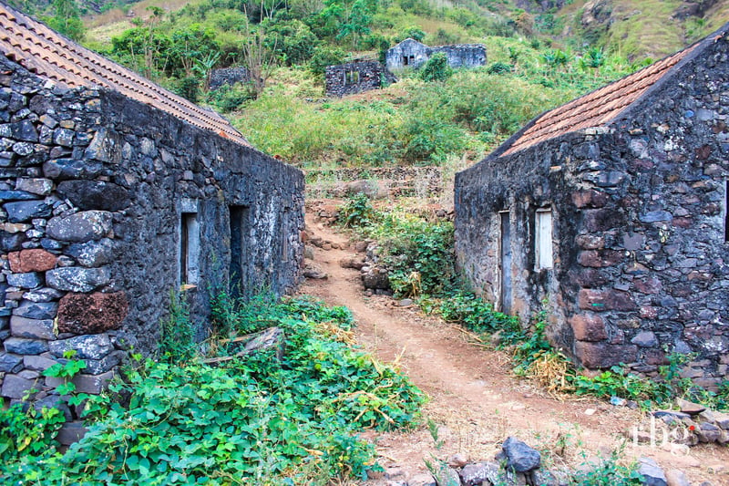 Gongon Valley Scenic Hike in Serra Malagueta, photo 4