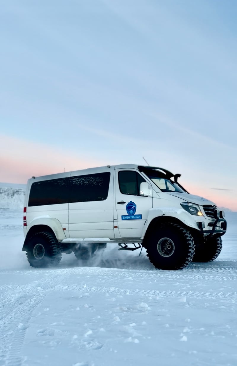 Tour in motoslitta sul ghiacciaio Langjökull a Reykjavik, foto 2