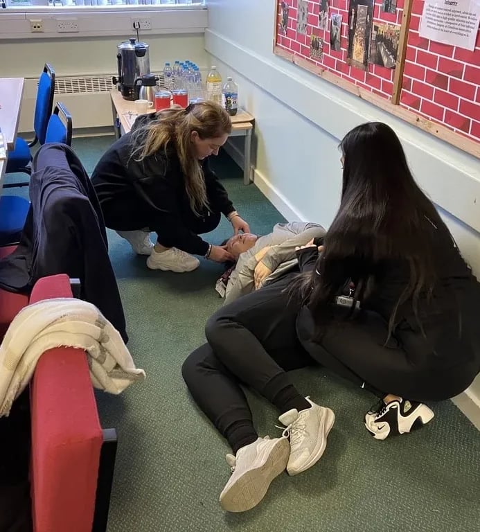 Emergency First Aid at Work Training in Skipton, foto 4