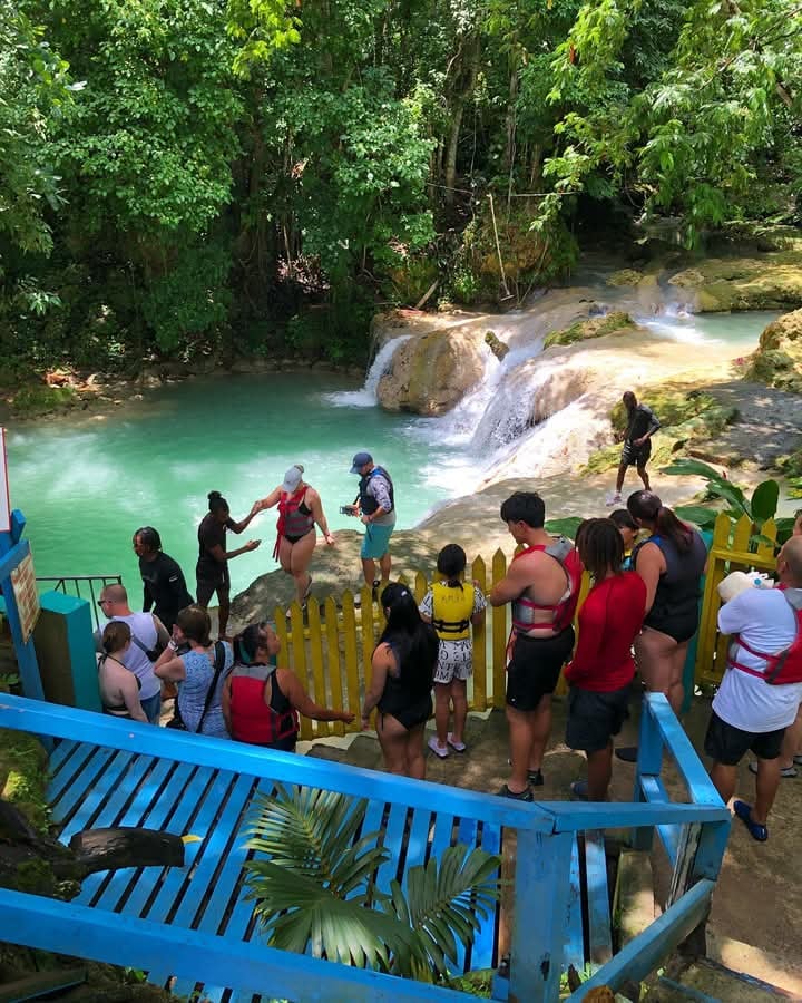 Blue Hole Rafting and Lunch in Ocho Rios, photo 4