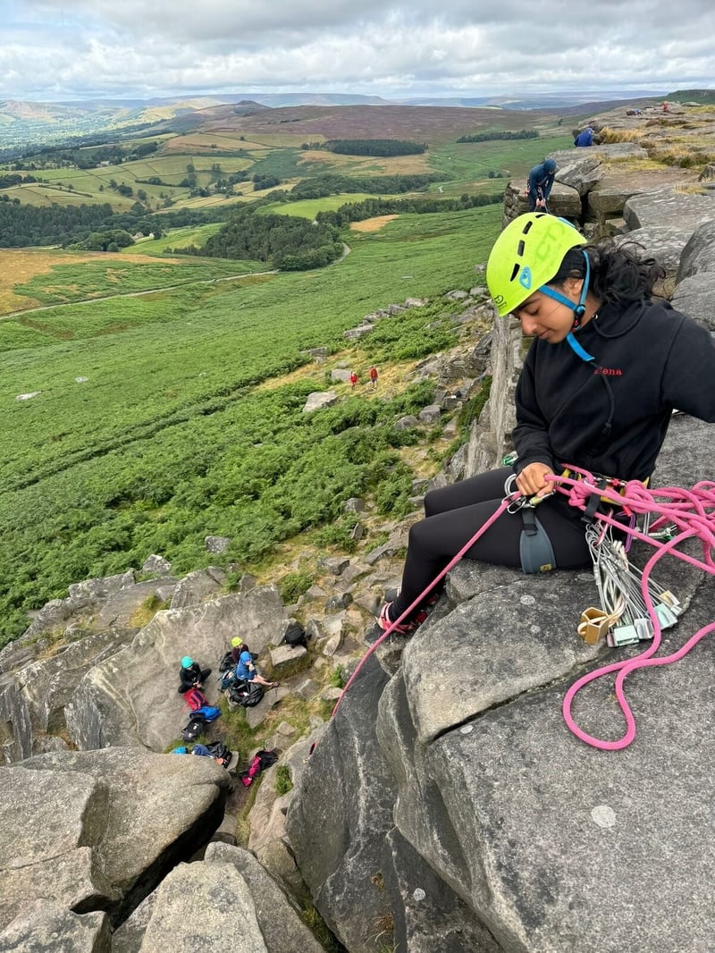 Kids Trad Lead Climbing in Yorkshire (14+), photo 3