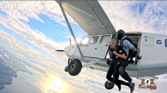 Tandem Skydive in Cornwall, photo 5