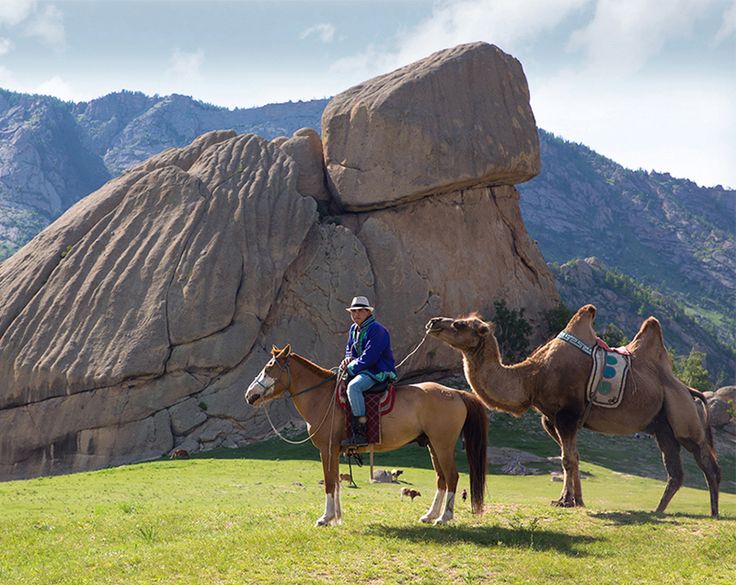 3 Day Mini Gobi and Terelj Tour with Camel and Horse Riding in Mongolia, photo 3