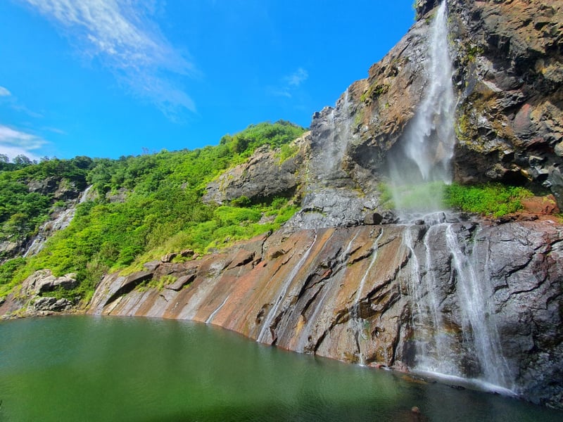Waterfall Hiking in Tamarin, photo 4