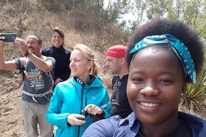 Hiking to Antonia Peak on Santiago Island, photo 2