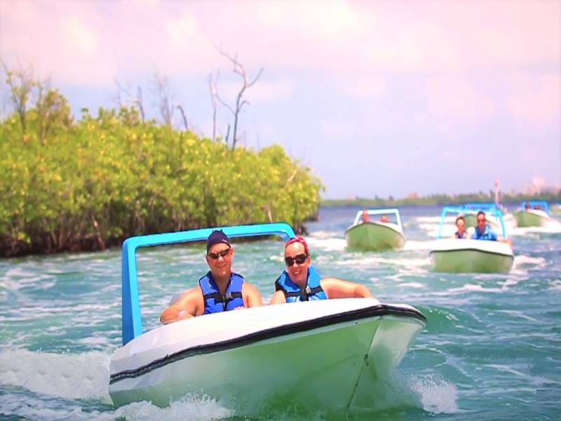 Jungle Speedboat and Snorkelling Tour in Cancún, photo 2