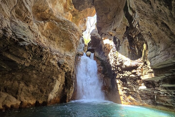La Leona Waterfall and River Tubing in Rincon de la Vieja, photo 5