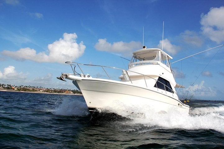 Offshore Deep Sea Fishing Charter on 37ft Boat in Punta Cana, photo 4