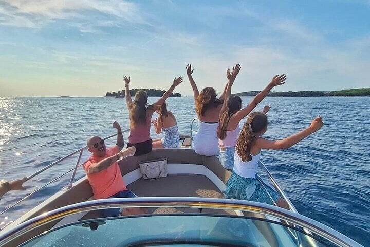 Speedboat to Hula Hula Island with Transfer in Hurghada, photo 3