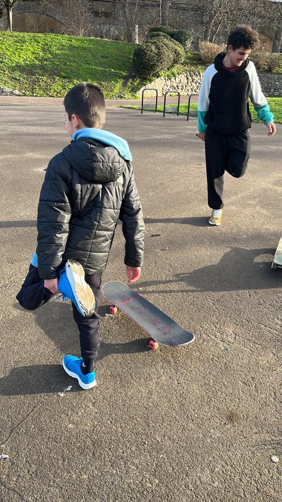Group Skateboarding Lessons in South London, photo 5