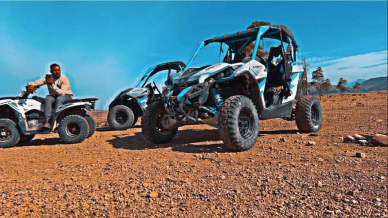 Buggy para 2 personas, paseo en camello y espectáculo con cena en Agafay, foto 4