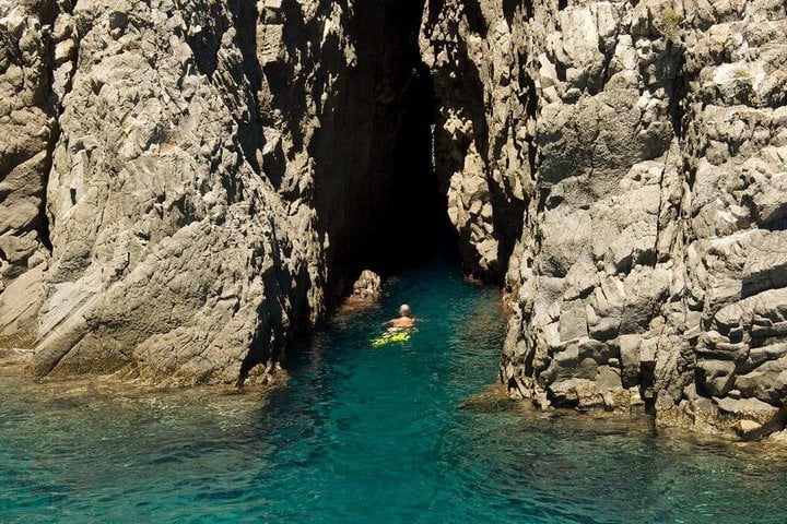 Ponza Island Boat Tour, photo 4