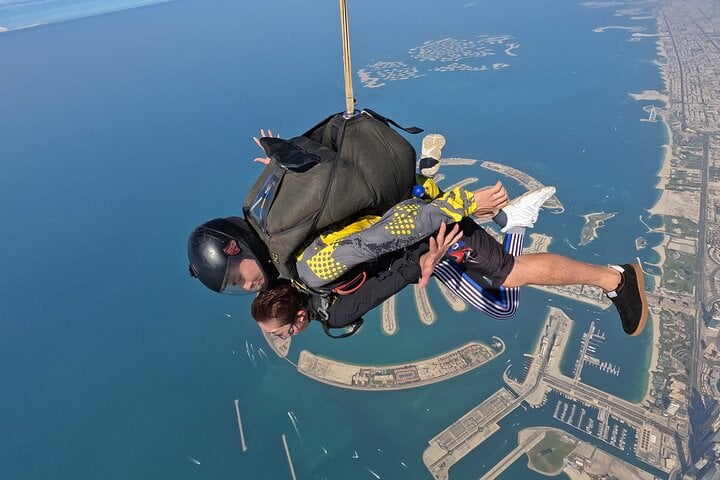 Tandem Skydive in Dubai, photo 3