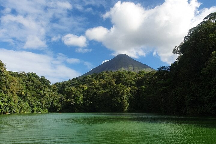 Arenal Volcano Hike and Hot Springs River in La Fortuna, photo 5