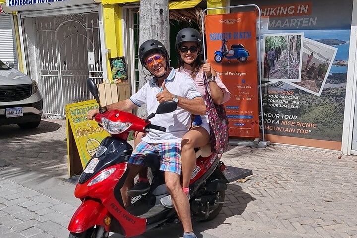 Location de scooters à Sint Maarten, photo 3