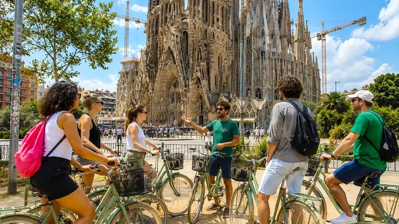 Guided Bike Tour in Barcelona, photo 2