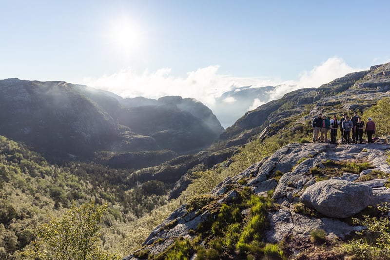 Preikestolen Sunrise Hike and Breakfast in Lysefjord, photo 3
