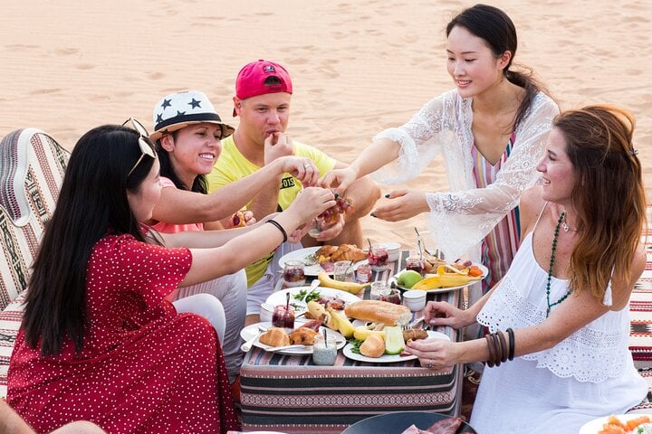Morning Hot-Air Balloon Ride in Dubai, photo 4