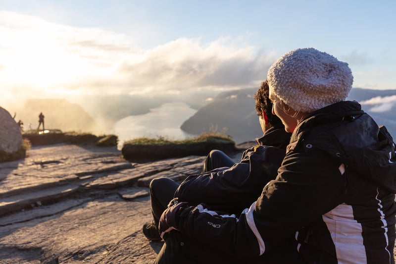 Preikestolen Sunrise Hike and Breakfast in Lysefjord, photo 5